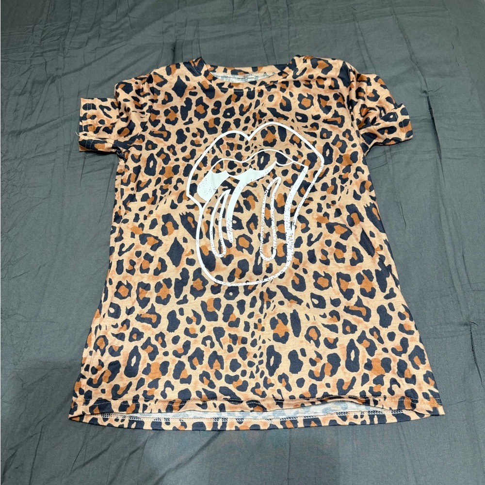 Leopard Print Short Sleeve Tee
